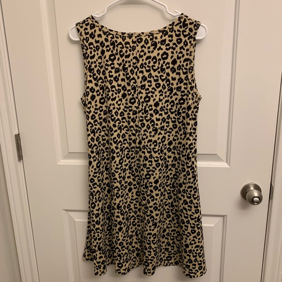 NWT Leopard Print Sleeveless Dress - Picture 6 of 6